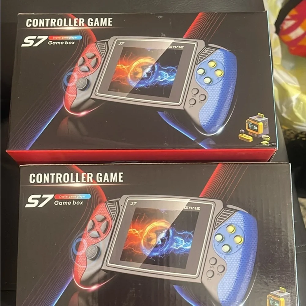 Handheld Gaming Console - Blue, Red, Black over 500 classic games . TV PLUG IN!